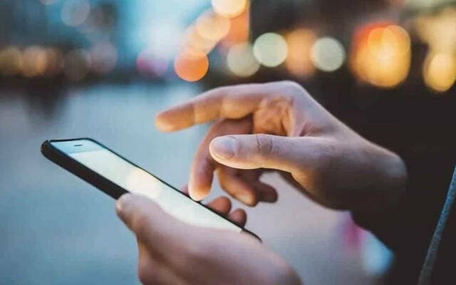اشتراكات الهاتف المتنقل في سلطنة عُمان ترتفع بنهاية مايو